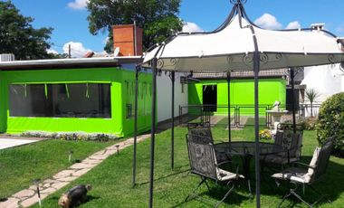 Roland Ross 7800 -  Bº Quintas de Arguello.