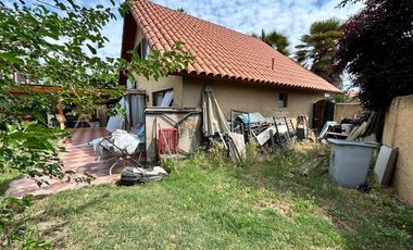 Casa en venta de 4 dorm. 2 baños en La Florida