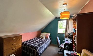 Casa en venta de 4 dorm. 2 baños en La Florida