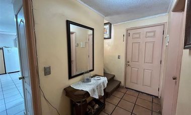 Casa en venta de 4 dorm. 2 baños en La Florida