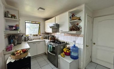 Casa en venta de 4 dorm. 2 baños en La Florida