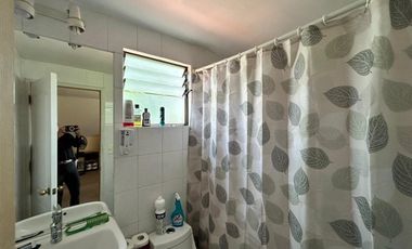 Casa en venta de 4 dorm. 2 baños en La Florida