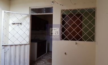 COD. 6293 - SE ARRIENDA APARTAMENTO - BARRIO:  LA CUMBRE