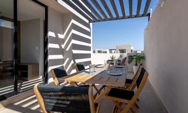 Se Vende Casa en Altos Juriquilla con Roof Garden, Alberca, Premium.