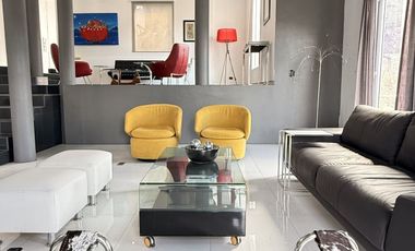 Casa en VENTA en marfil de estilo moderno con vista y acabados de lujo