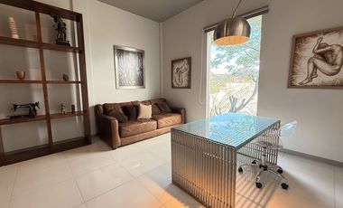 Casa en VENTA en marfil de estilo moderno con vista y acabados de lujo