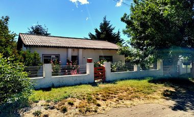 Casa en venta en Bariloche, B° El Condor.