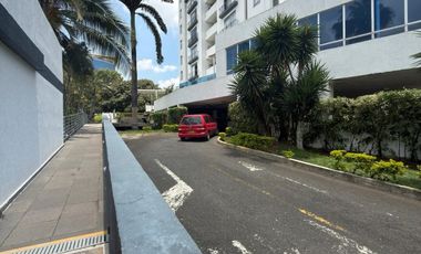 apartamento en arriendo en ciudad jardín. Cod A124923