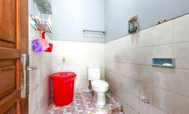 Rumah Luas SHM 9 Menit ke Pintu Tol Kebon Jeruk 2 Dibantu KPR J-40195