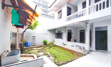 Rumah Luas SHM 9 Menit ke Pintu Tol Kebon Jeruk 2 Dibantu KPR J-40195