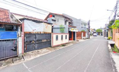 Rumah Luas SHM 9 Menit ke Pintu Tol Kebon Jeruk 2 Dibantu KPR J-40195
