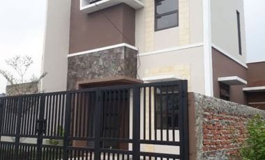 Jual Rumah Murah 2 Lantai Terdekat Ke Stasiun Cisauk Tangerang Nego