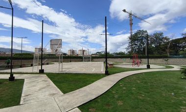 apartamento en arriendo en prados del este. Cod A31066