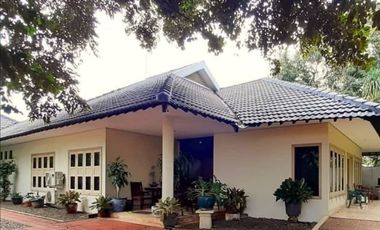 Dijual Rumah Asri Siap Huni + Kolam Renang, Cipete
