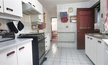 Casa en venta de 4 dorm. en Las Cabras