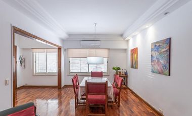 Muñiz al 400 - Almagro // VENTA: Casa de 4 dormitorios