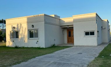 Casa en venta en San Eduardo Pilar del Este | VCO Propiedades