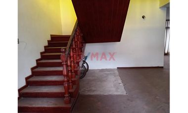 Venta De Casa Como Terreno!! Excelente Oportunidad Para Desarrollo Inmobiliario En Santiago De Surco
