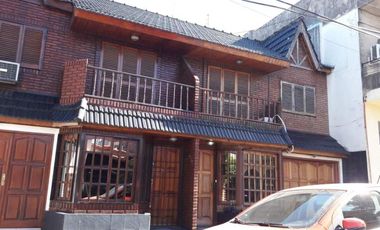 Chalet PH en venta en Moron Sur
