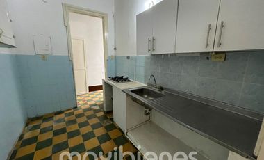 casa en arriendo en manrique central 1. Cod A65633