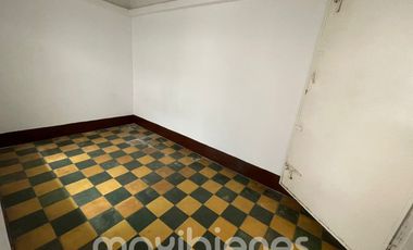 casa en arriendo en manrique central 1. Cod A65633