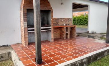 casa en venta en villa del rosario. Cod V11209