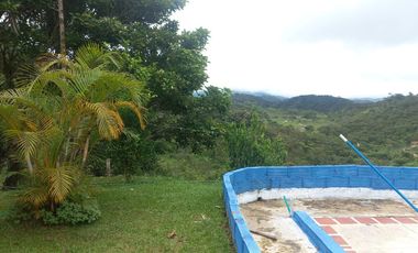 finca en venta en san roque. Cod V509434