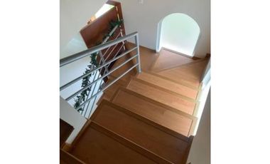 CASA EN VENTA SECTOR DE PLUSVALIA ALTA OTAVALO