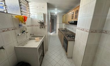 VENTA APARTAMENTO TRADICIONAL EXCELENTE OPORTUNIDAD. NUEVO SOTOMAYOR BUCARAMANGA. 105m2. Cod V9558