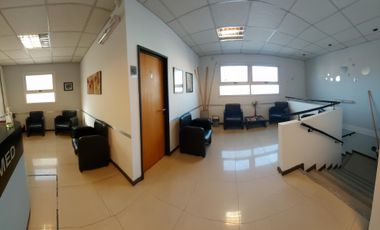 ALQUILER: USO PROFESIONAL/ OFICINA