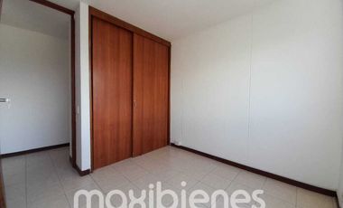 apartamento en arriendo en aguacatala. Cod A64931