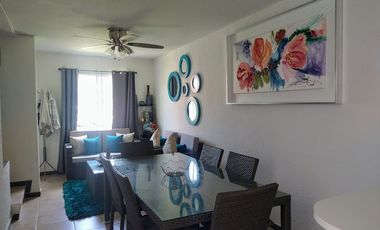 VENTA CASA AMUEBLADA CON JARDINES, ALBERCA, PALAPA Y VIGILANCIA