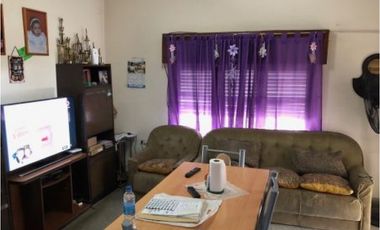 CASTAÑÓN 44, esquina Luján, Isidro Casanova