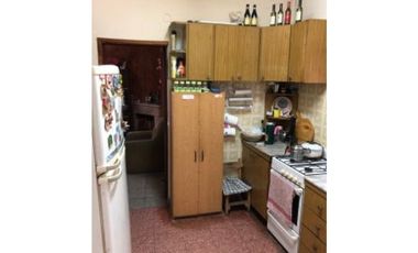 CASTAÑÓN 44, esquina Luján, Isidro Casanova