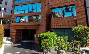 Oficina en Arriendo en Roger de Flor/ Metro Tobalaba