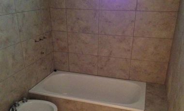 Duplex en Venta Haedo / Moron (B110 251)
