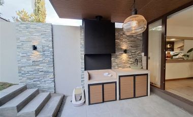 Casa en arriendo de 4 dorm. en La Reina