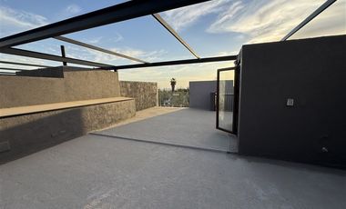 Casa en arriendo de 4 dorm. en La Reina