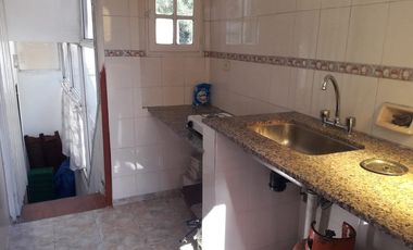 Casa. con Patio y Terraza