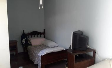 Casa. con Patio y Terraza