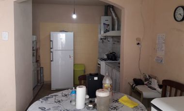 Casa. con Patio y Terraza