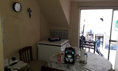 Casa. con Patio y Terraza