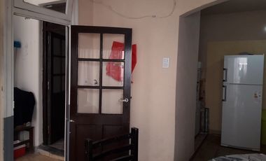 Casa. con Patio y Terraza