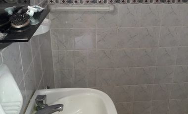 Casa. con Patio y Terraza