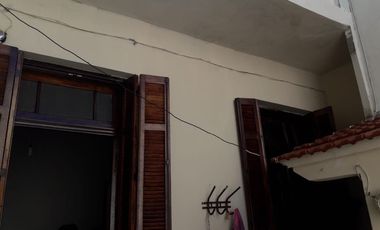 Casa. con Patio y Terraza