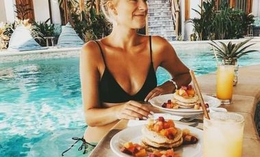 Dijual Hotel Bintang 3 dekat Pantai di Gili Trawangan Lombok