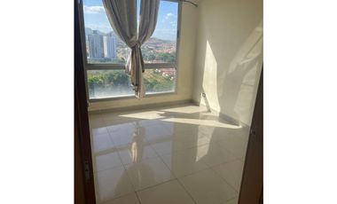 Se VENDE Apto en PH Rokas - Condado del Rey