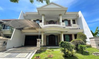 Rumah Villa Royal, Pakuwon City 2 Lantai