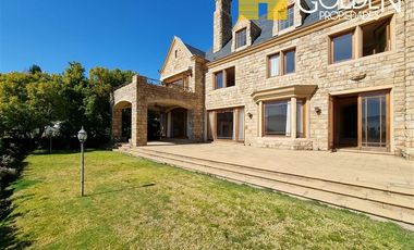 Casa en Arriendo en Quinchamali