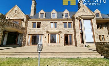 Casa en Arriendo en Quinchamali